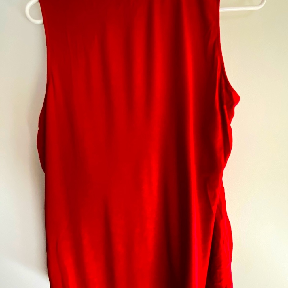 New York & Company red sleeveless shirt